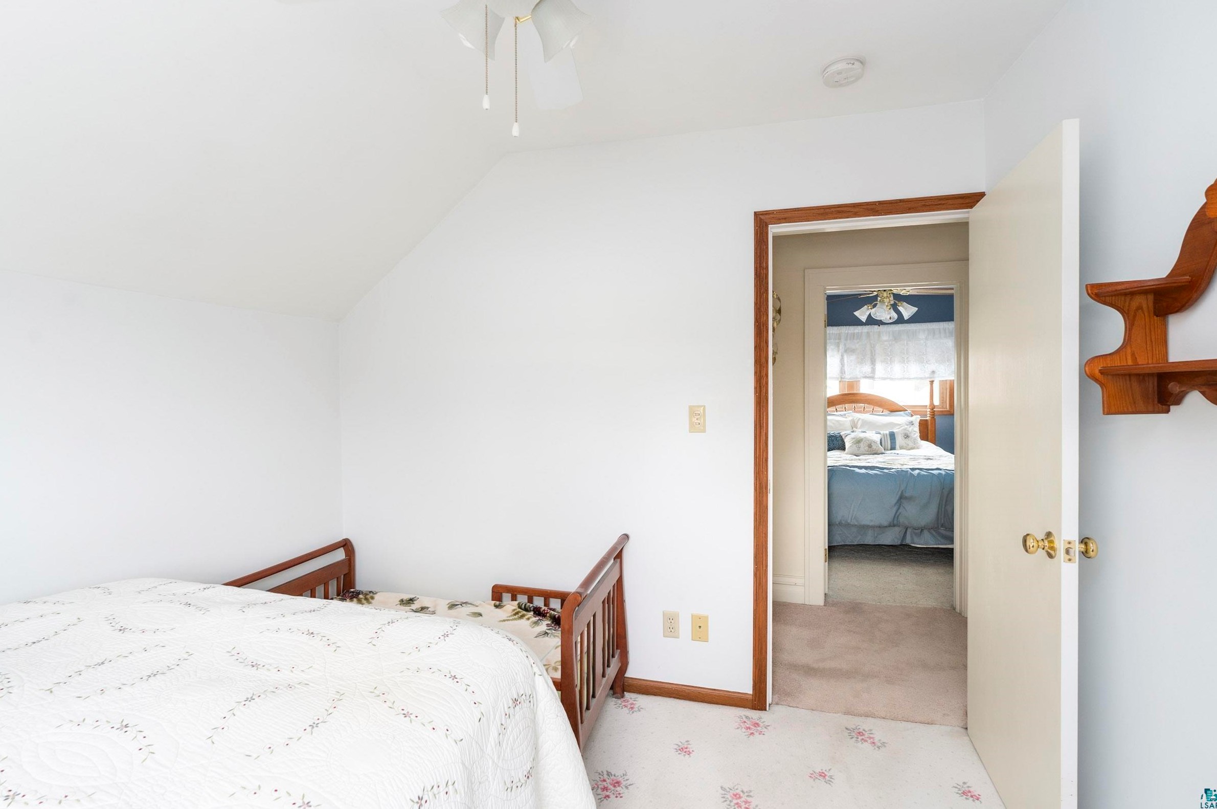 4018 4 St, Duluth MN 55805-1730 exterior