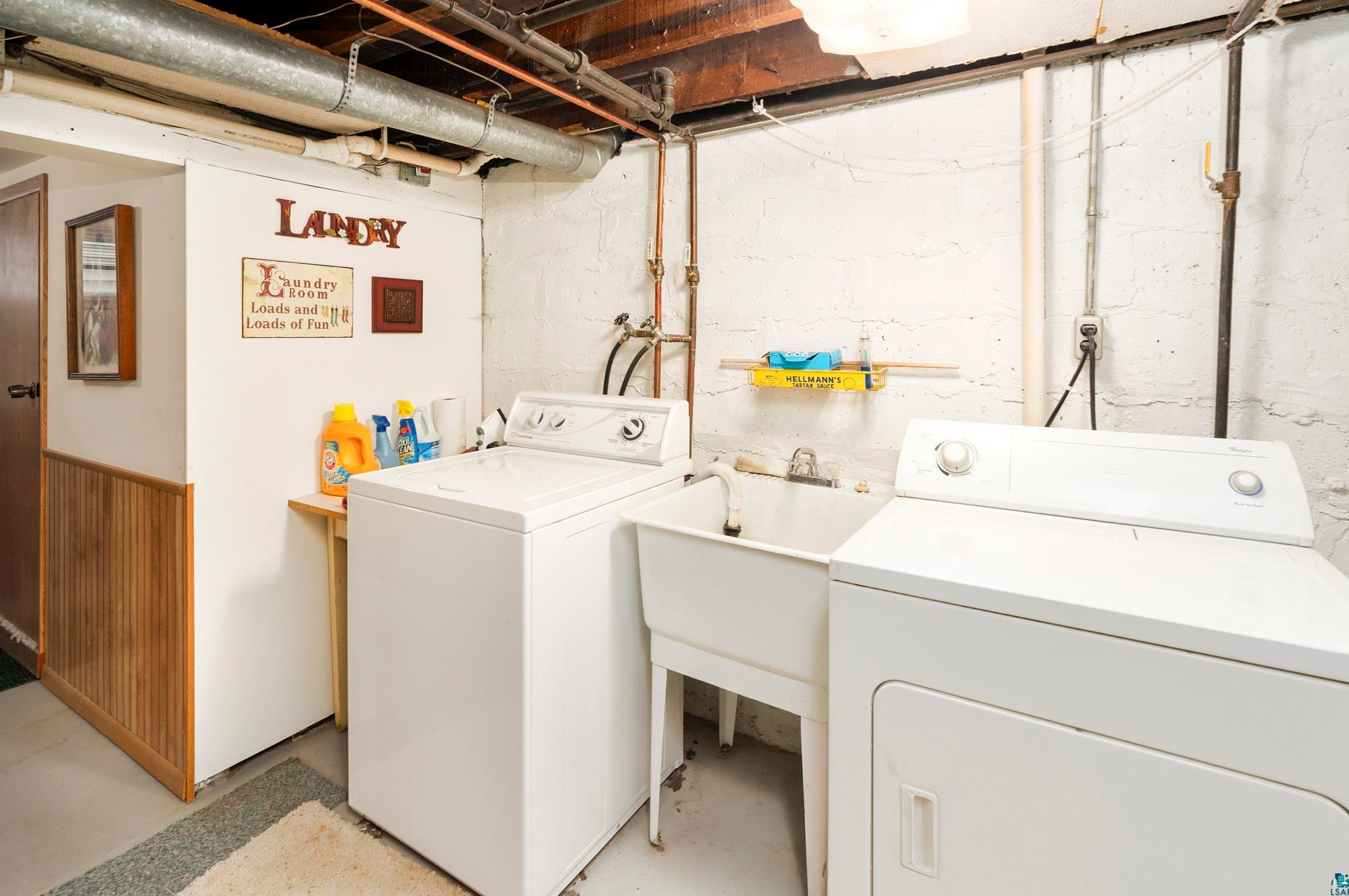 4018 4 St, Duluth MN 55805-1730 exterior