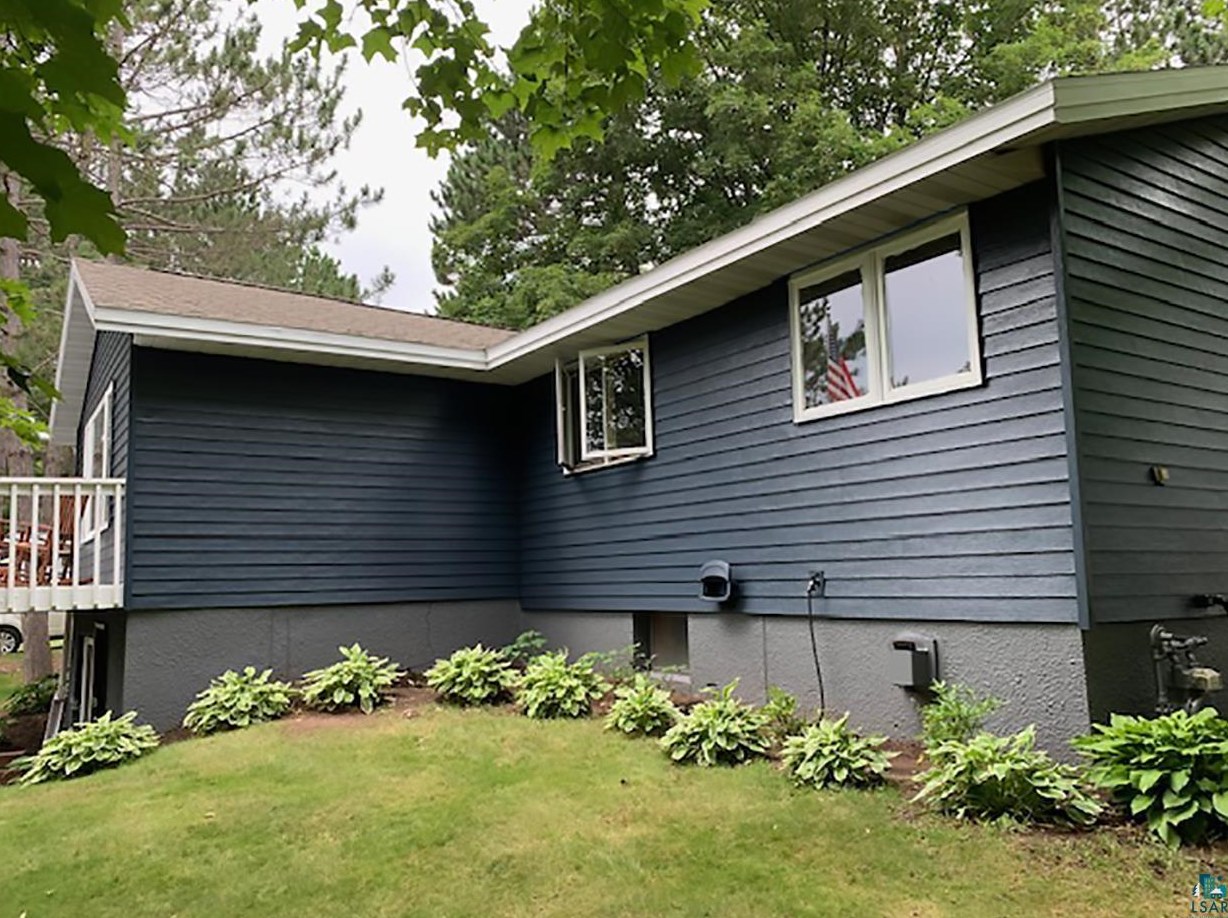 211 Locust St, Duluth, MN 55811-2514
