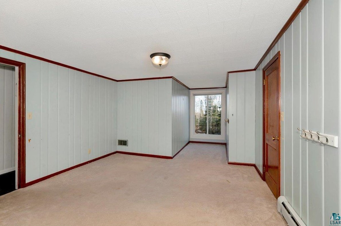 795 Scenic Dr, Two Harbors MN  55616-4018 exterior