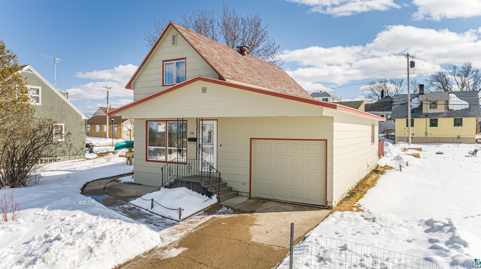 214 W Chapman St, Ely, MN 55731