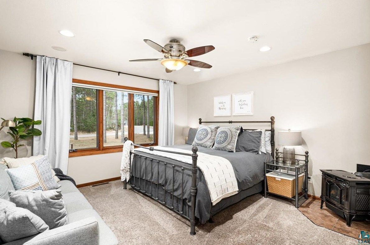 1318 Margaret Dr, Scanlon MN  55720-2906 exterior