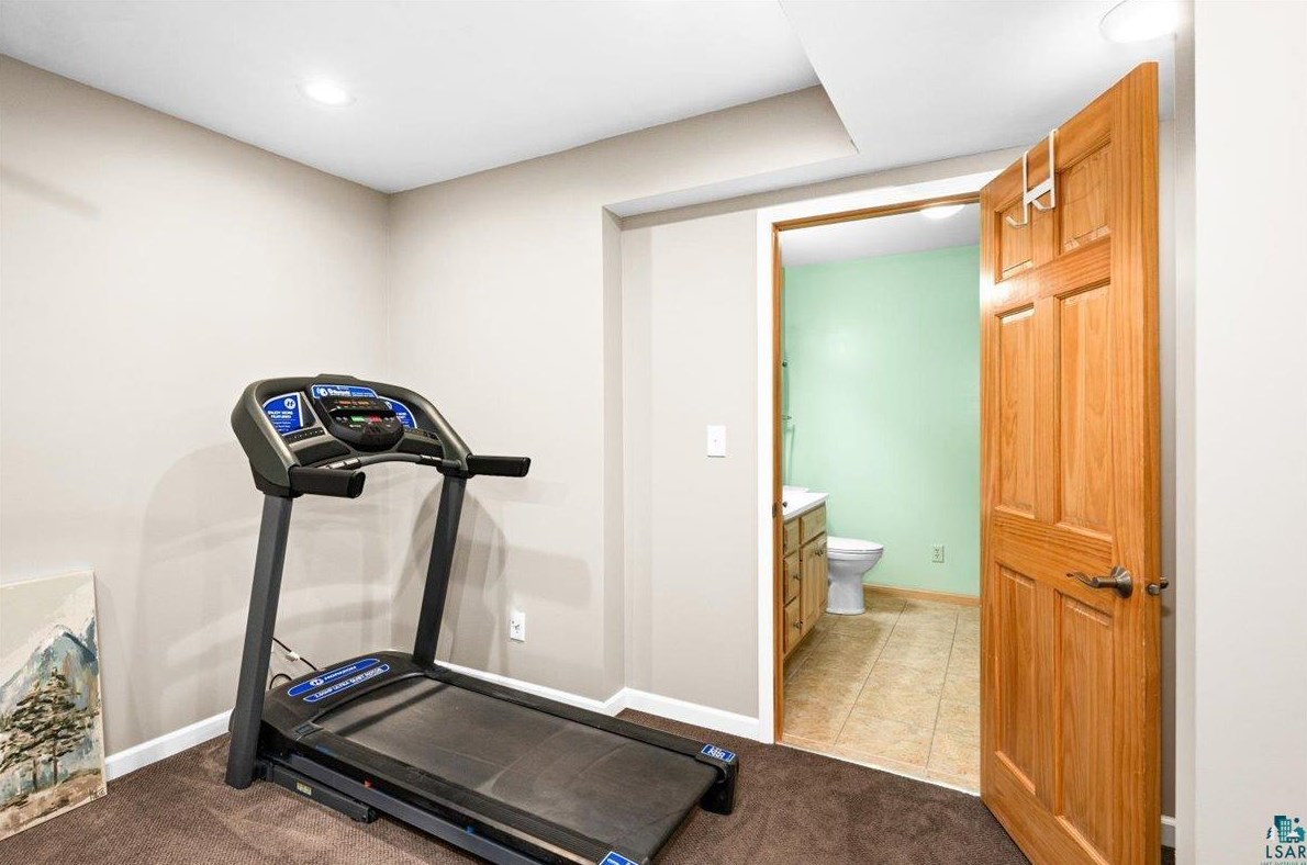 1318 Margaret Dr, Scanlon MN  55720-2906 exterior