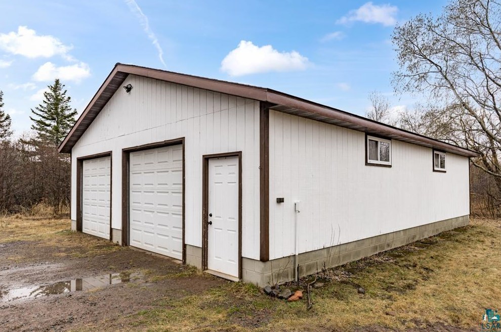 3707 Midway Rd, Duluth, MN 55810