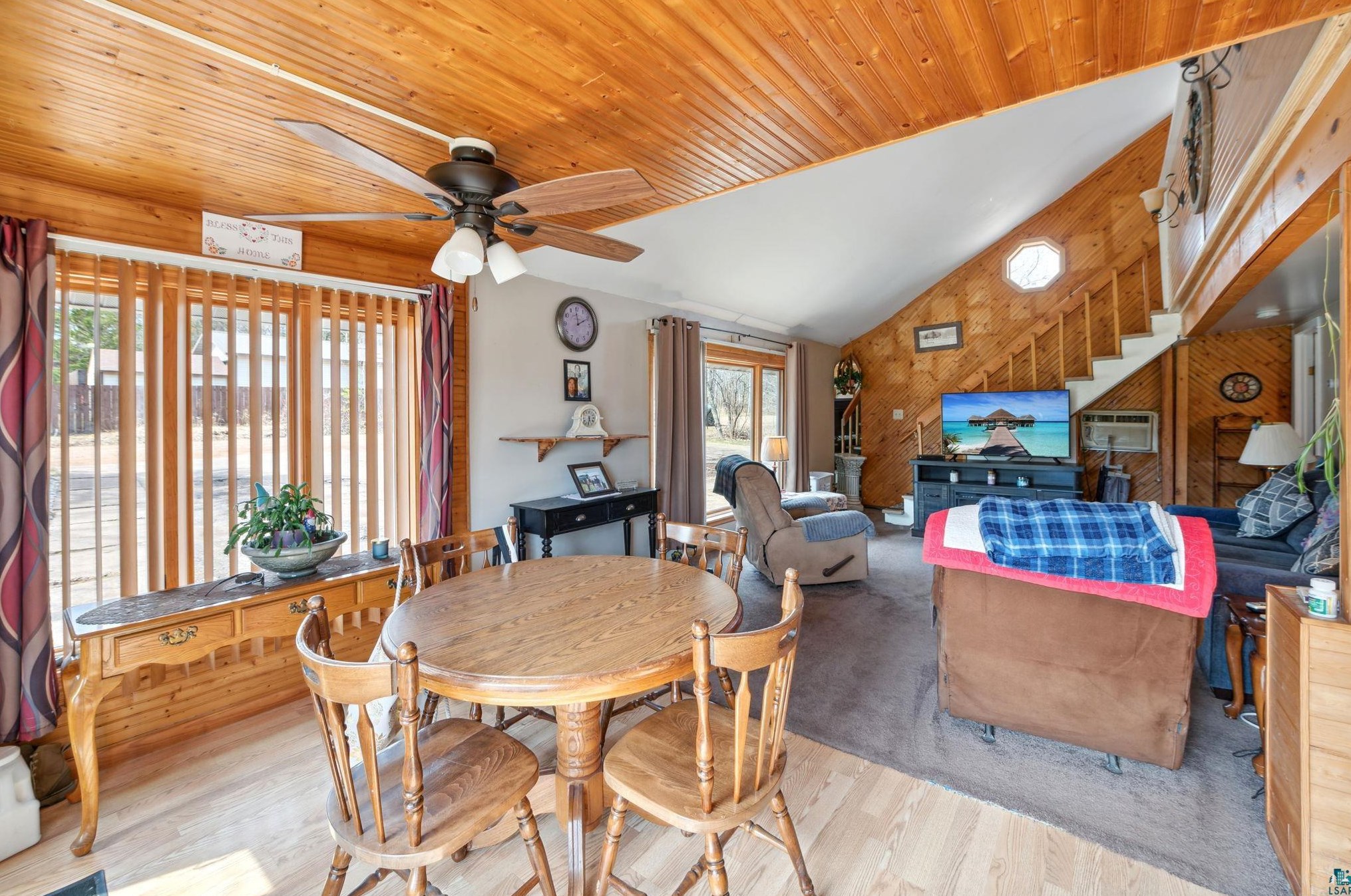 4197 Calvary Rd, Duluth MN 55803-1513 exterior