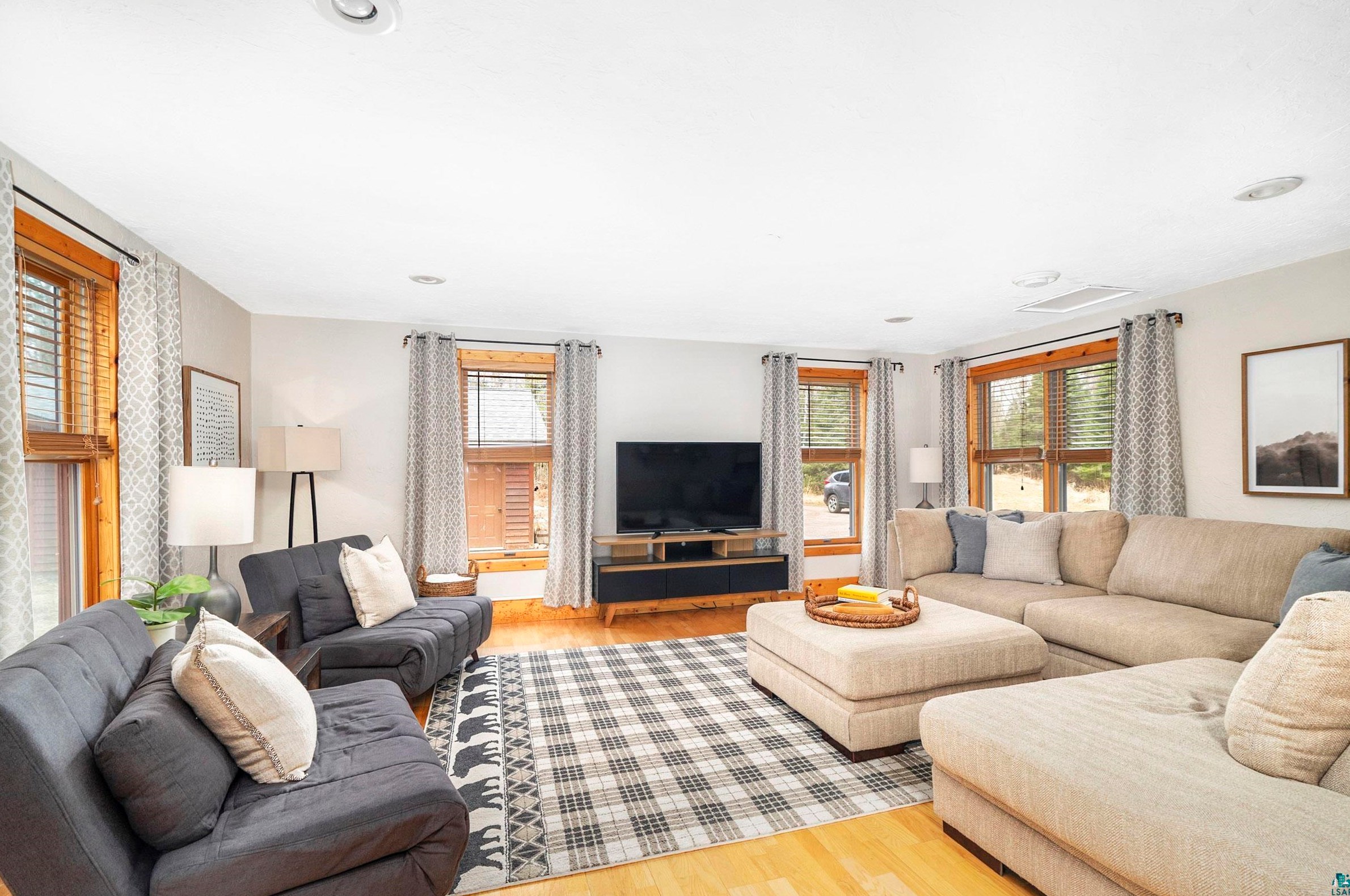 6278 Copperline Rd, Duluth, MN 55804-8640