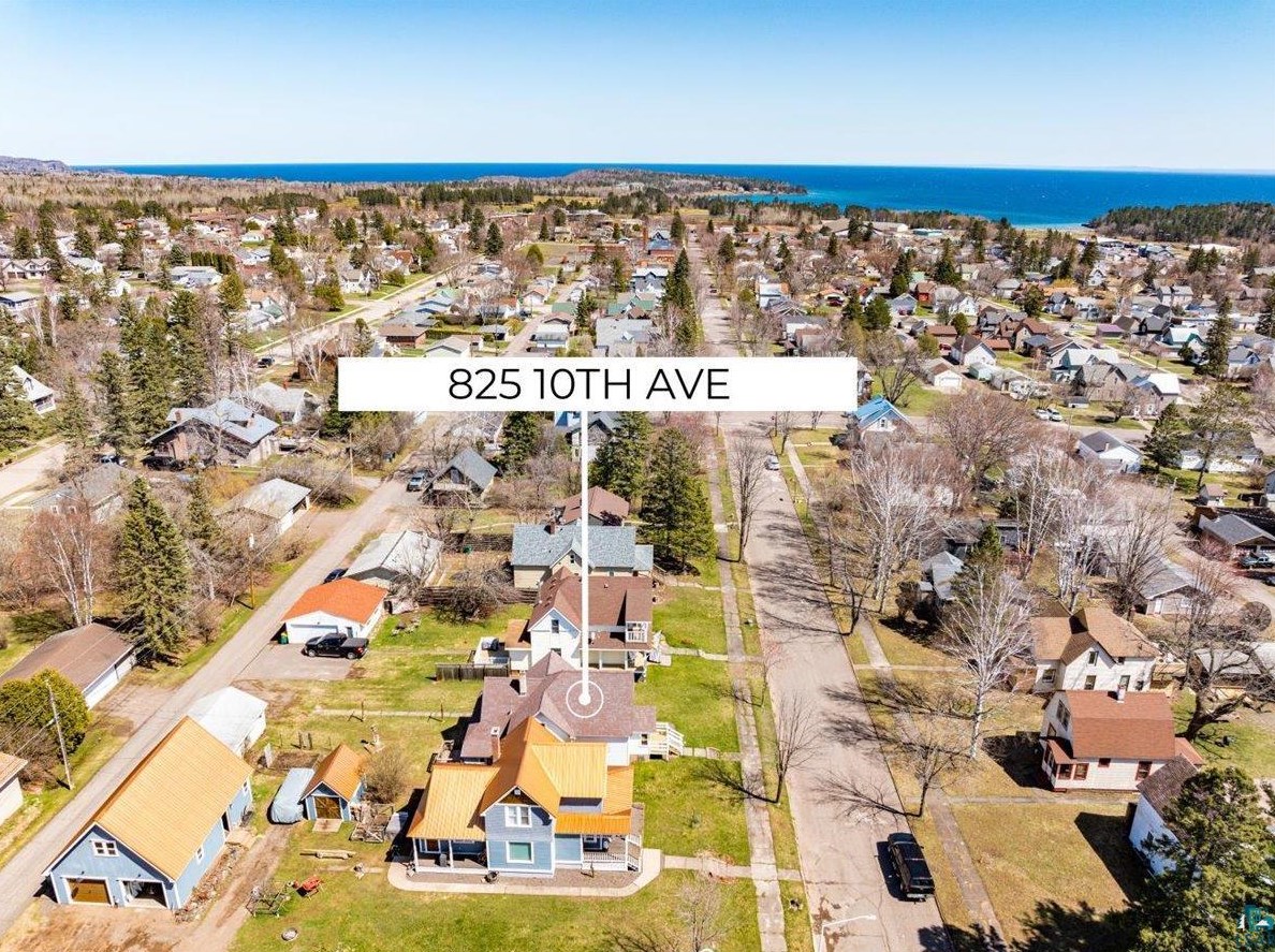 825 10th Ave, Two Harbors, MN 55616