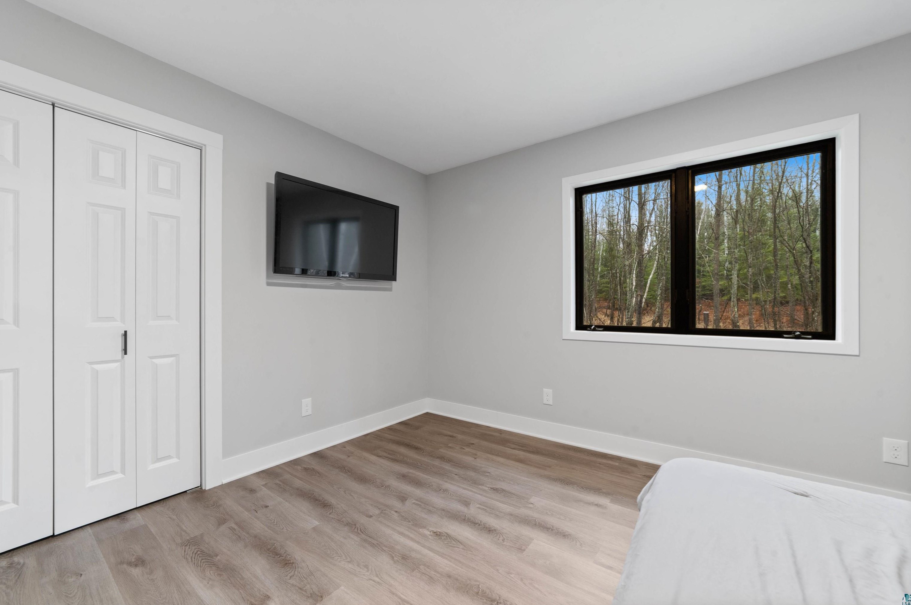 5270 Wilderness Trl, Duluth MN  exterior