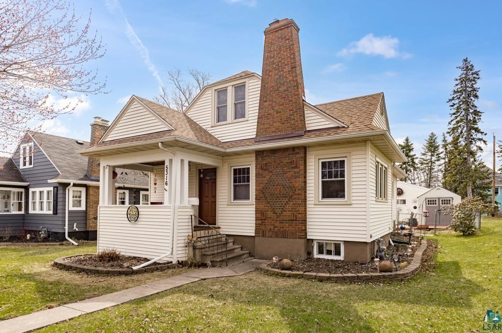 5316 Tioga St, Duluth, MN 55804