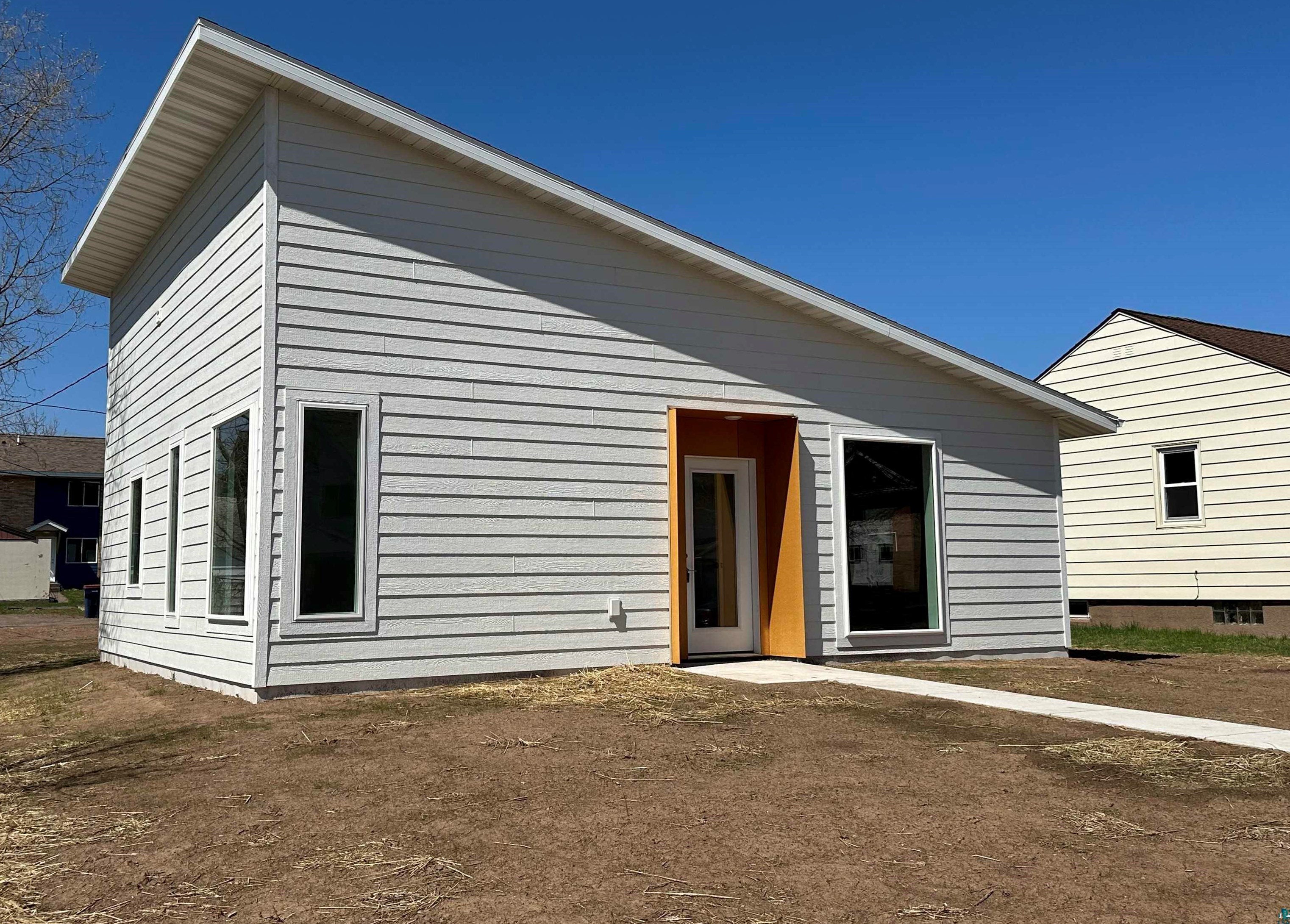 21 67th Ave, Duluth, MN 55807-2226