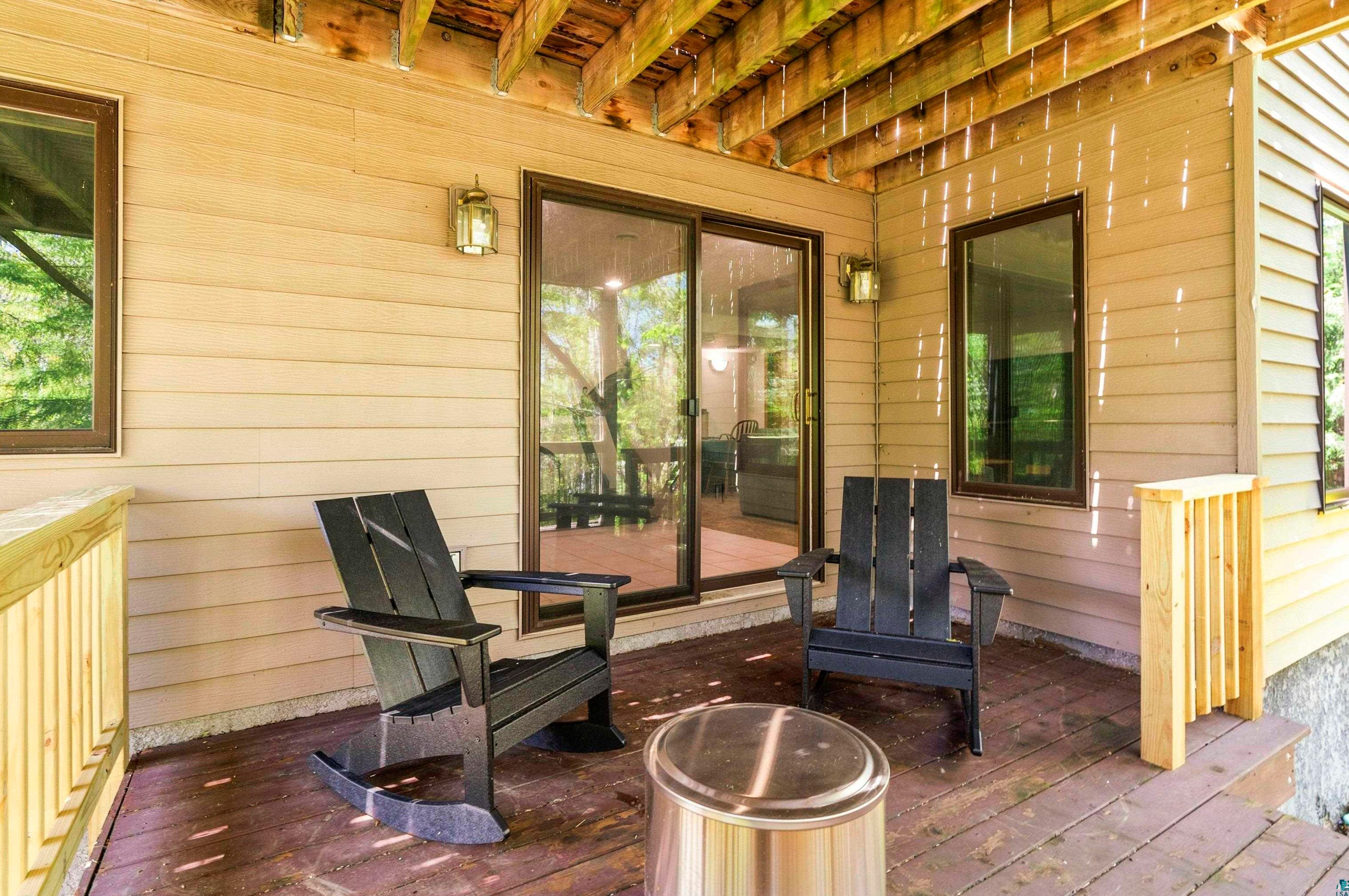 808 Ridgewood Rd, Duluth MN 55804-1733 exterior