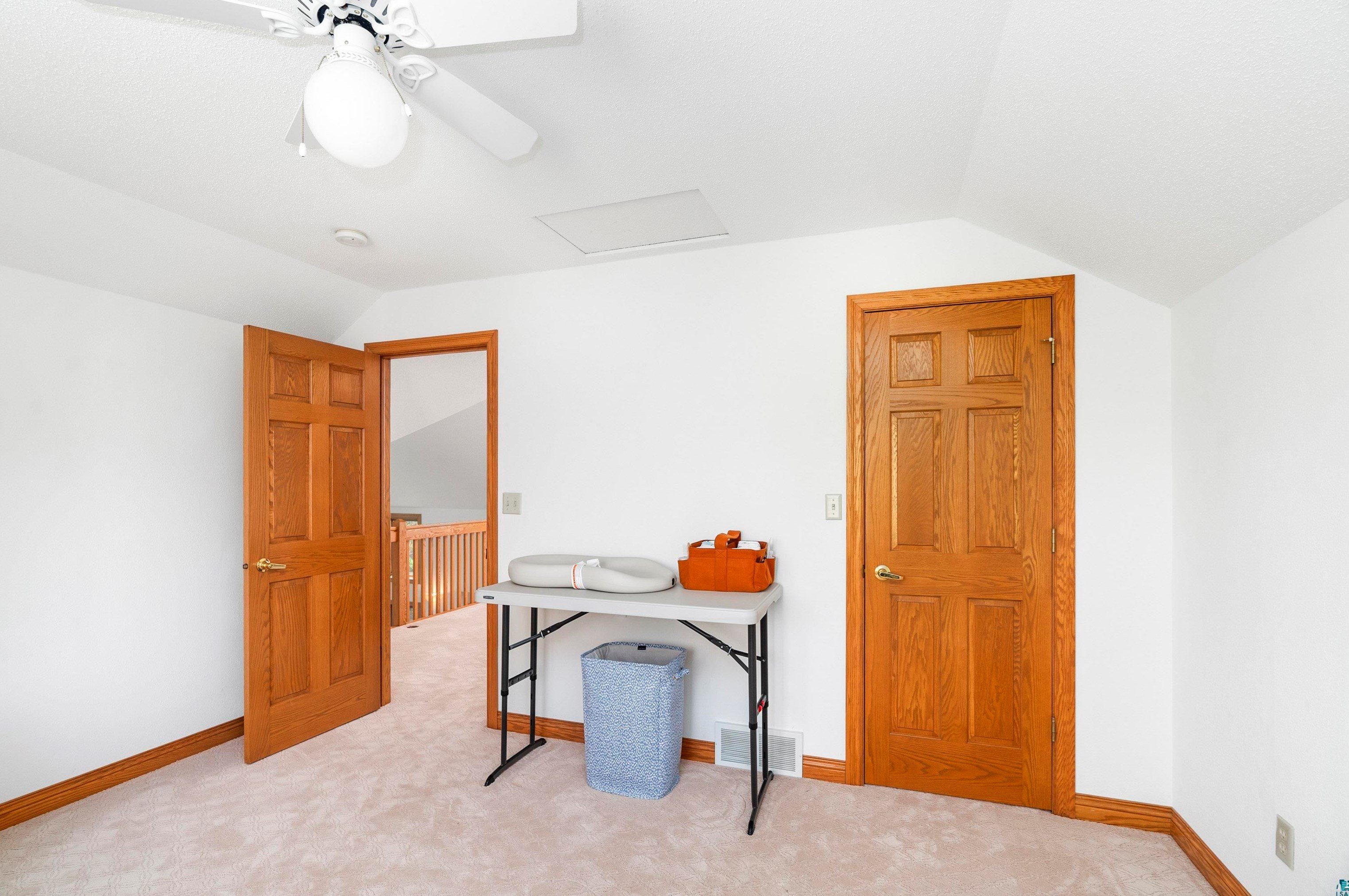 808 Ridgewood Rd, Duluth MN 55804-1733 exterior