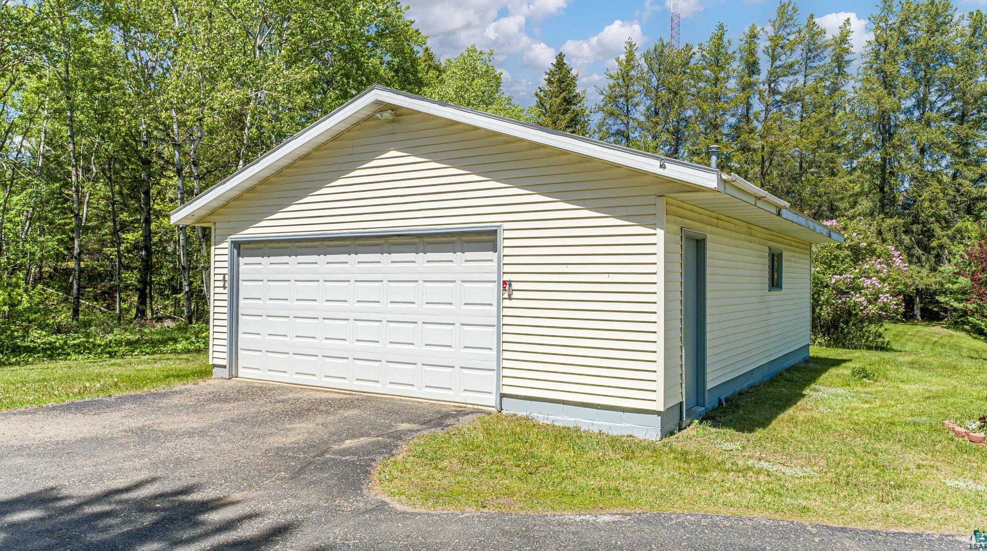 1775 Lookout Rd, Ely MN 55731-9367 exterior