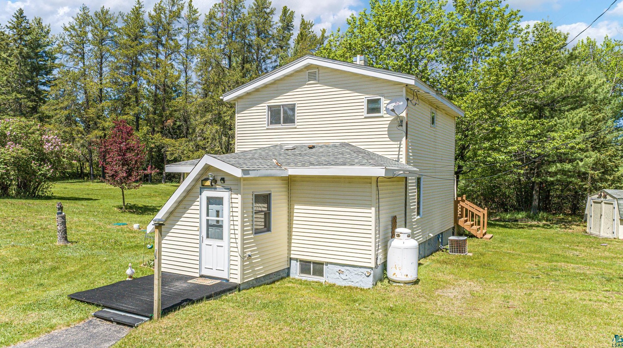 1775 Lookout Rd, Ely, MN 55731
