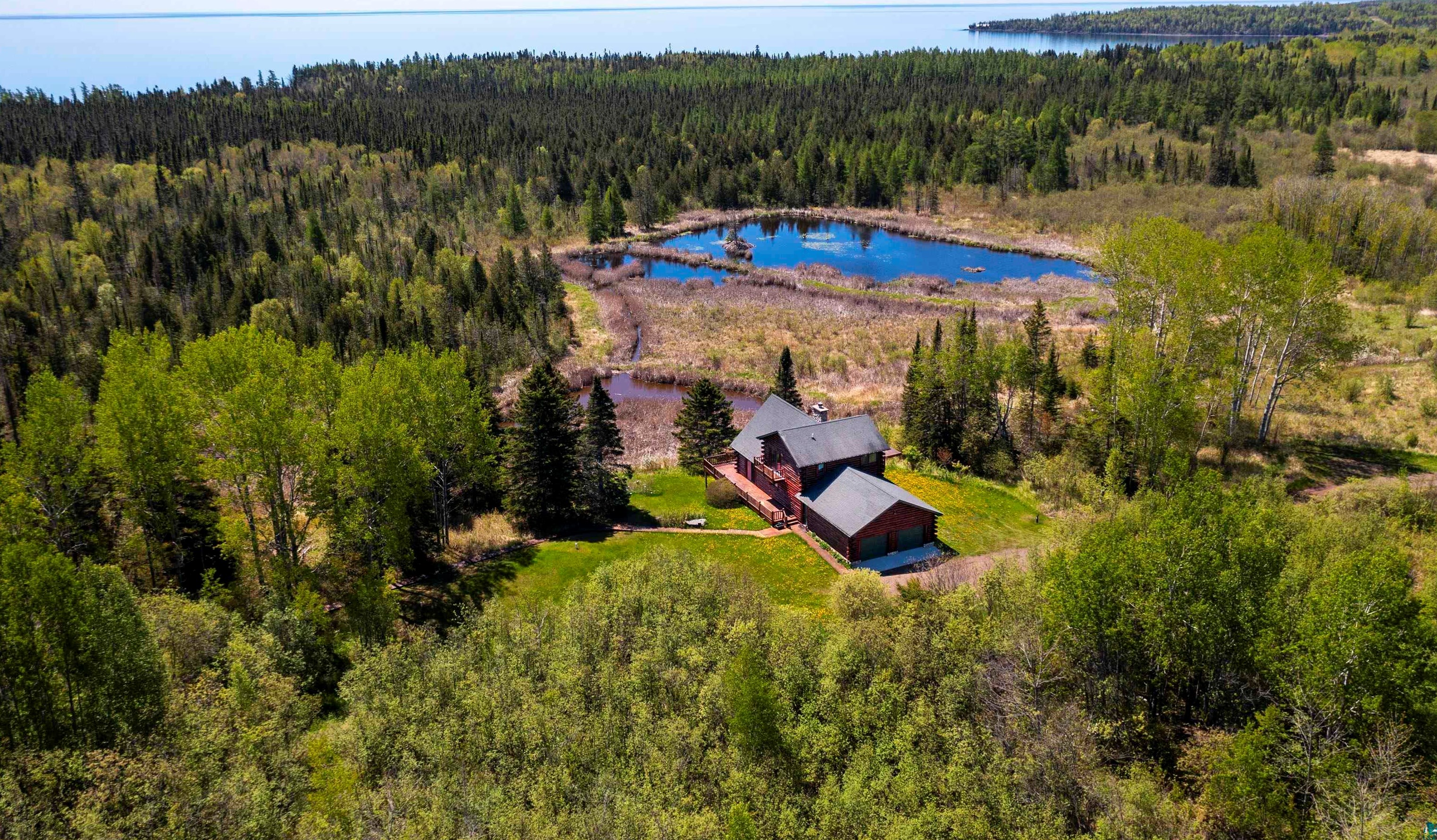 178 Whippoorwill Ln, Hovland, MN 55606-2109