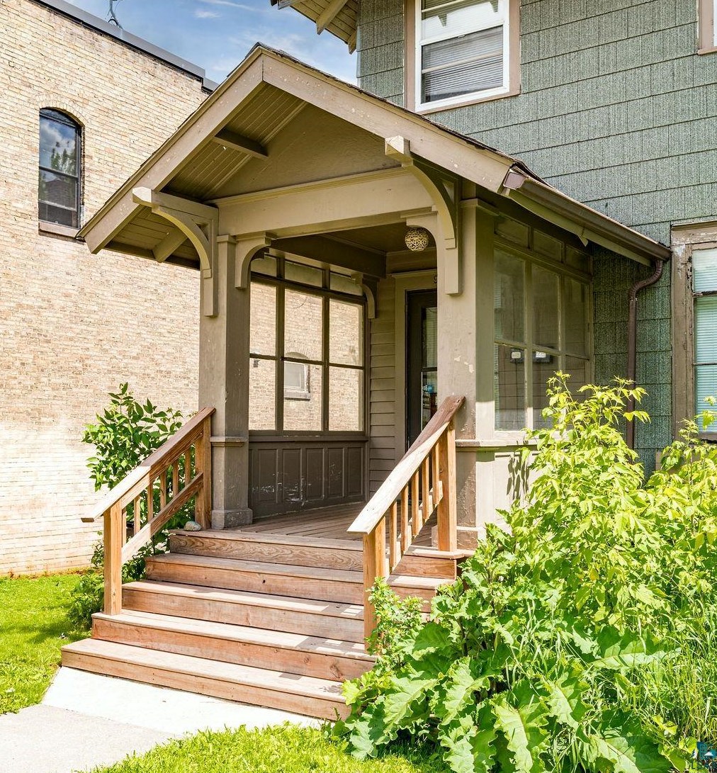 922 4th St, Duluth MN  55806-2248 exterior