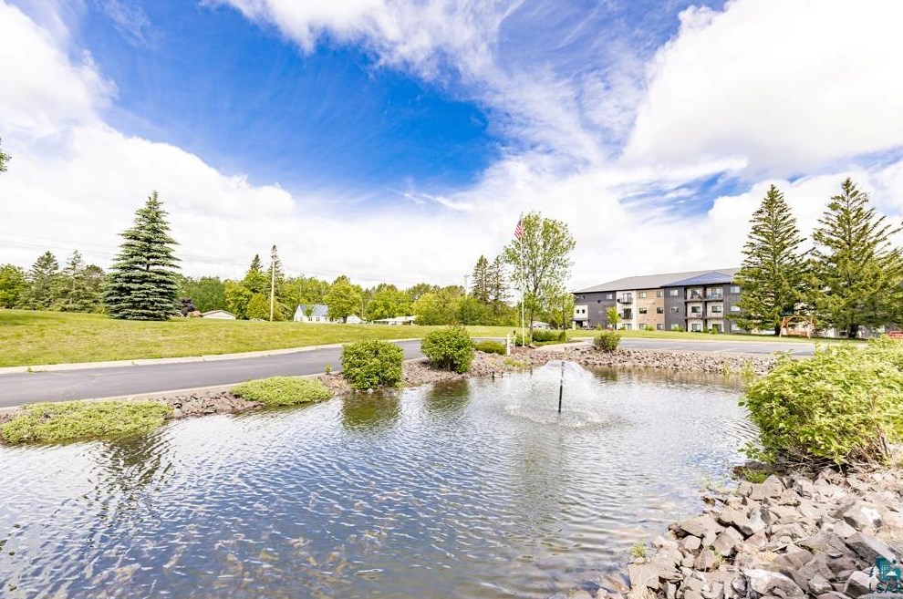 4042 Haines Rd #208, Duluth, MN 55811