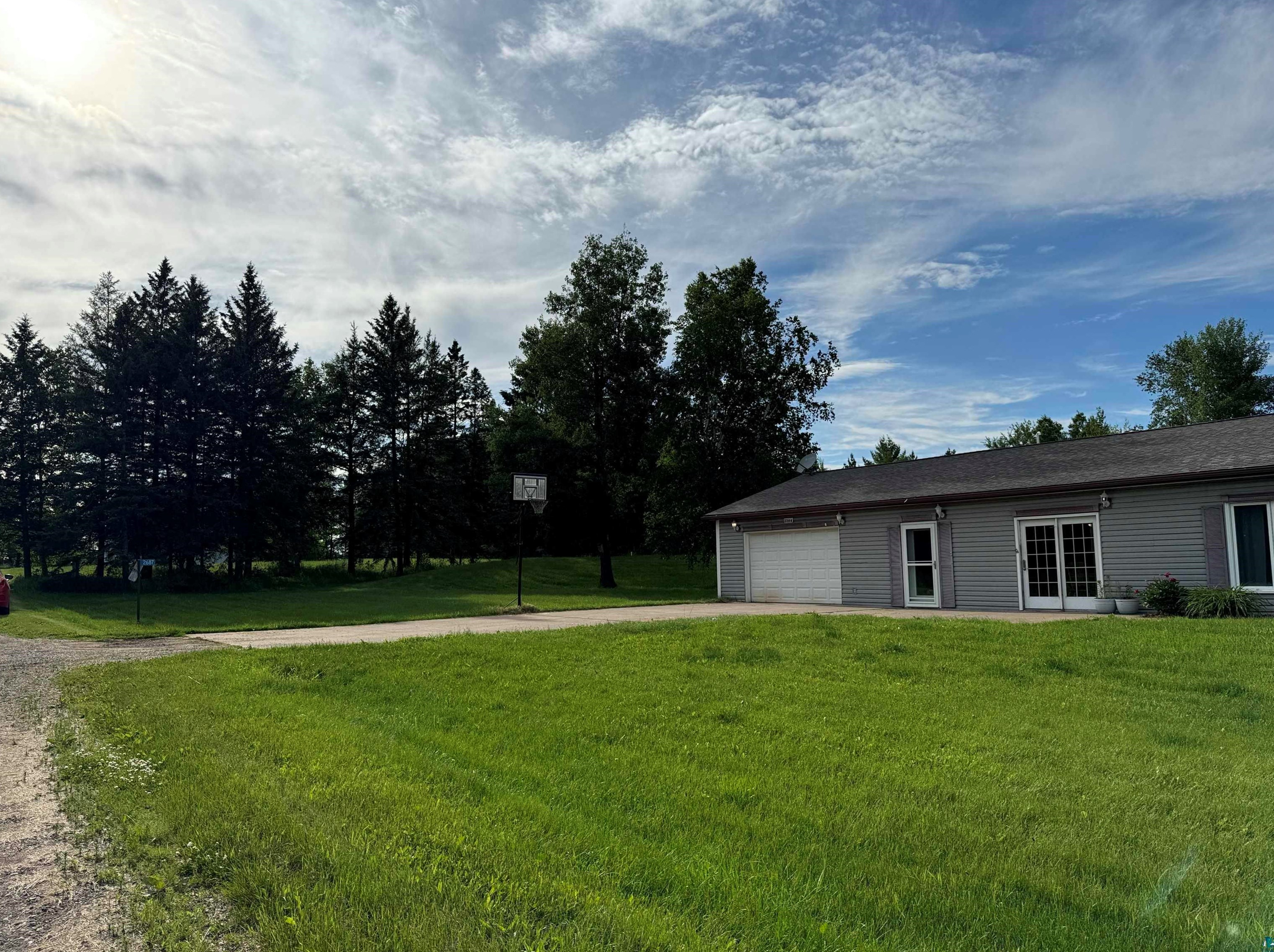 2364 Bromfield Rd, Carlton, MN 55718