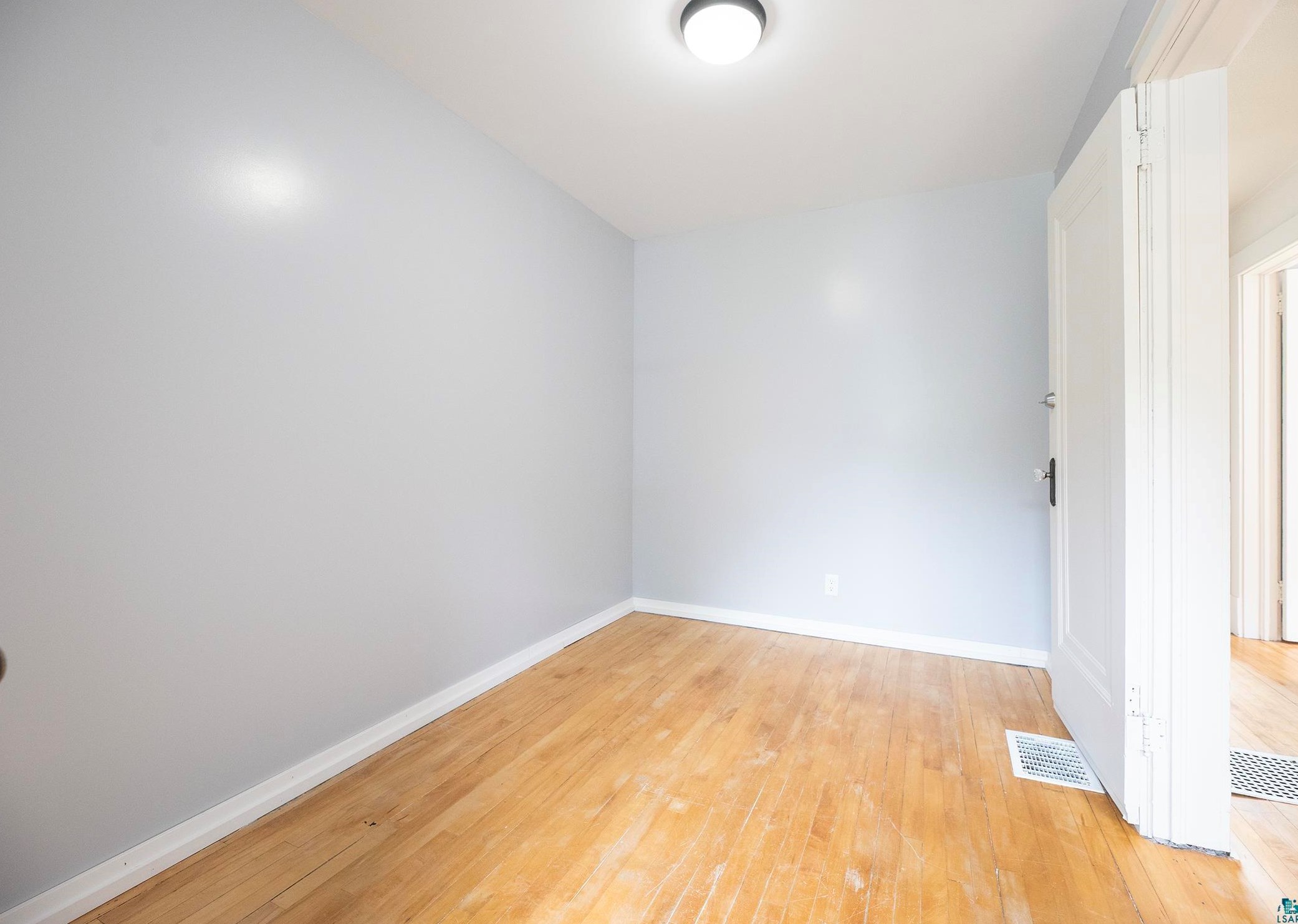 807 57th Ave, Duluth MN  55807-1362 exterior