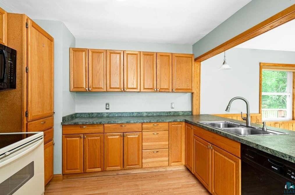 5431 Arrowhead Rd, Duluth MN  55811-1339 exterior