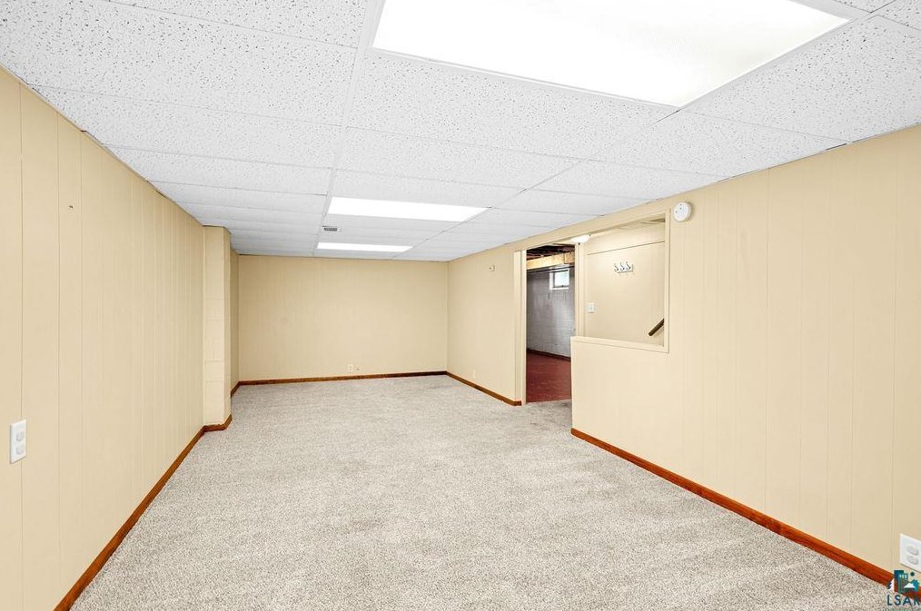 5431 Arrowhead Rd, Duluth MN  55811-1339 exterior