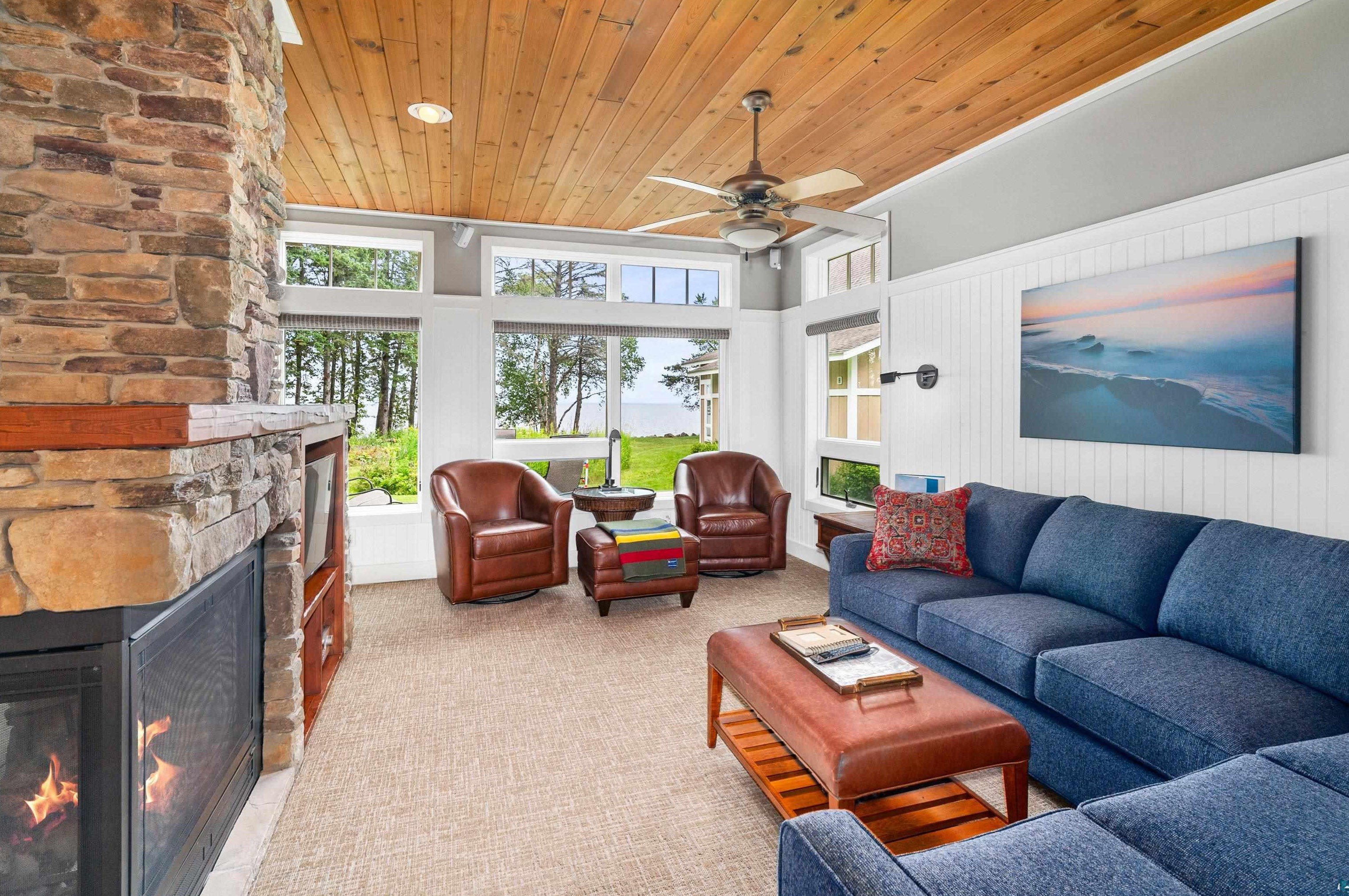 596 Larsmont Way #380, Two Harbors, MN 55616