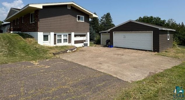 2134 Bel Aire Ave, Duluth, MN 55803
