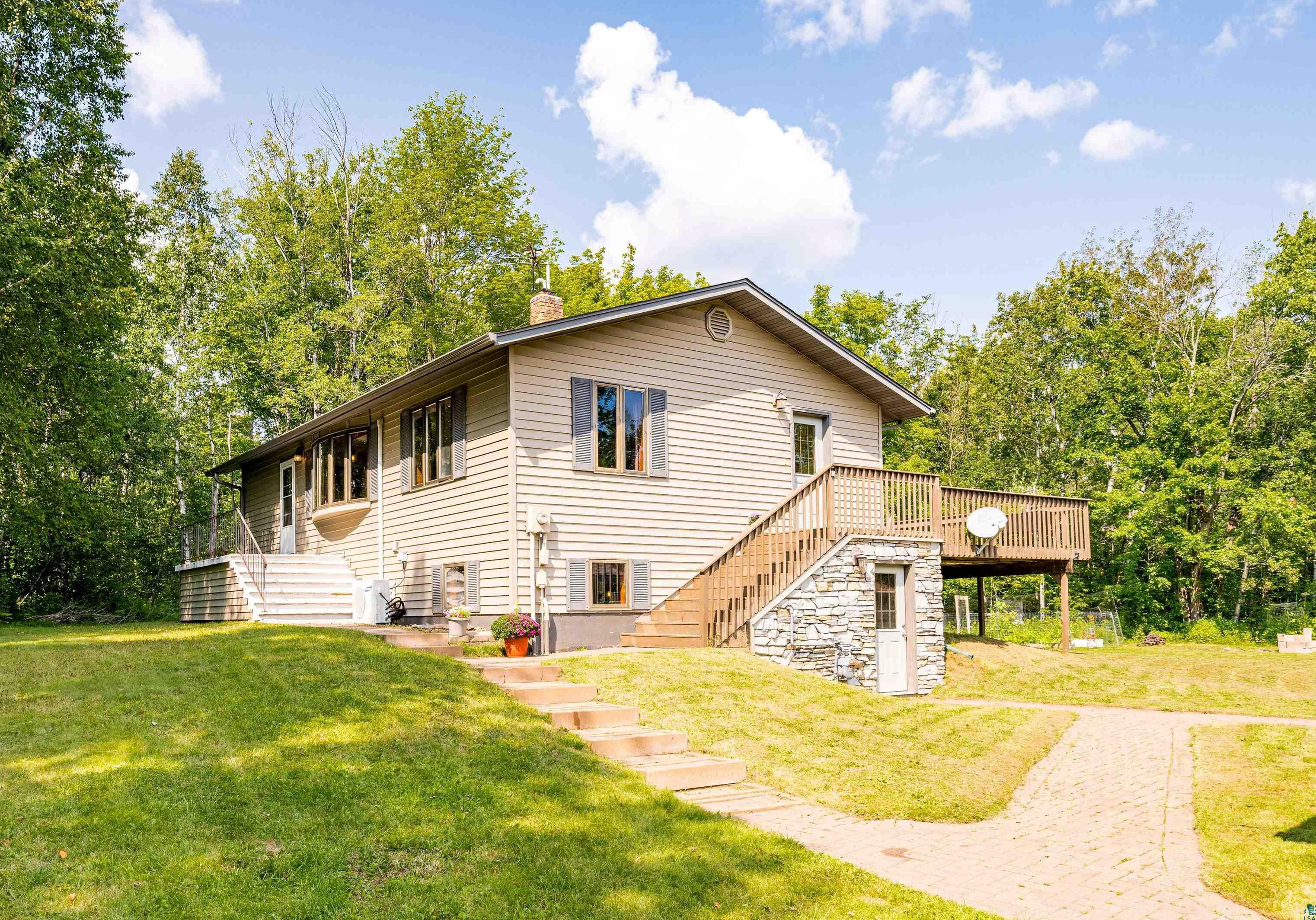 4992 Heritage Dr, Duluth, MN 55803