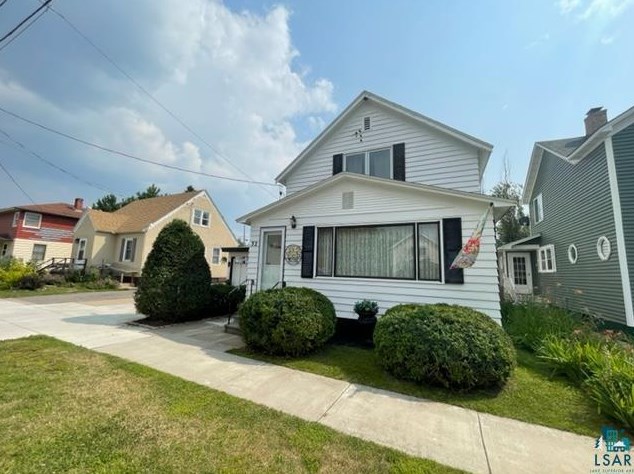 32 W Shagawa Rd, Ely, MN 55731