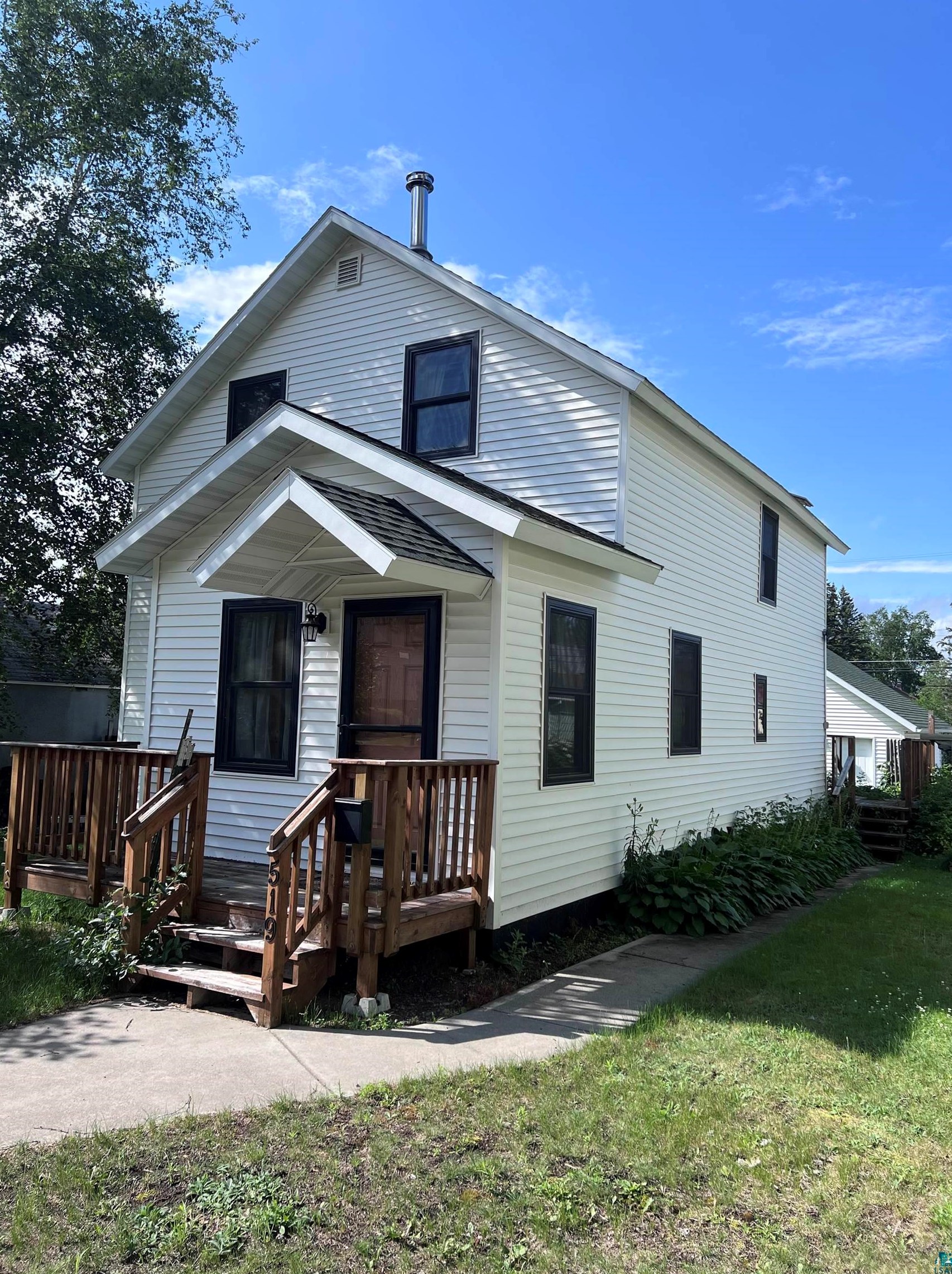 519 E Boundary St, Ely, MN 55731