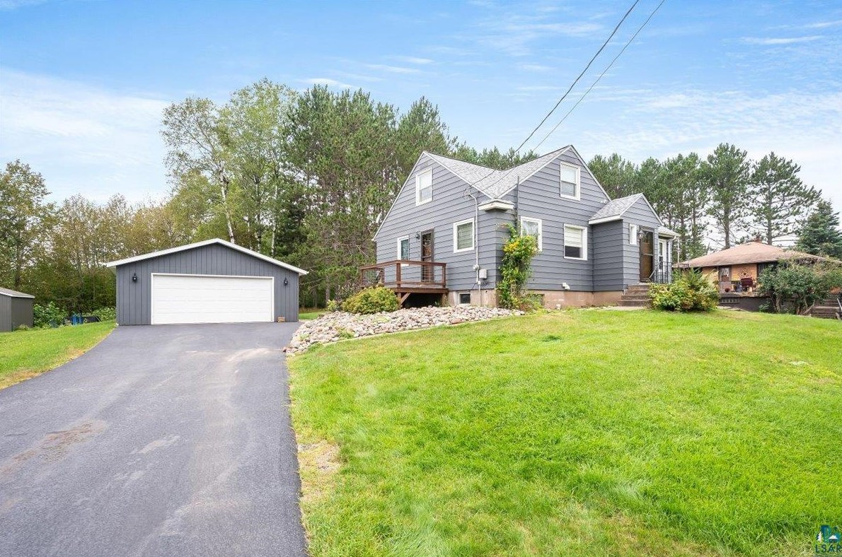 3885 Okerstrom Rd, Duluth, MN 55811