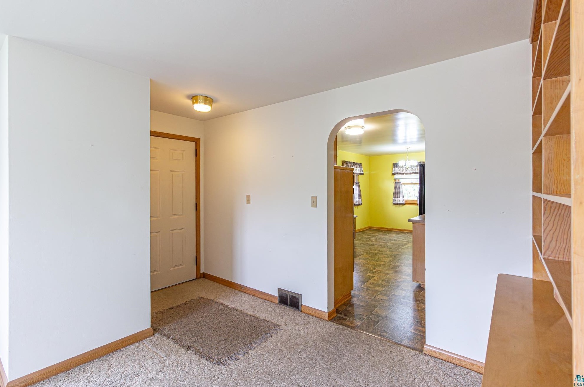 820 E Harvey St, Ely, MN 55731
