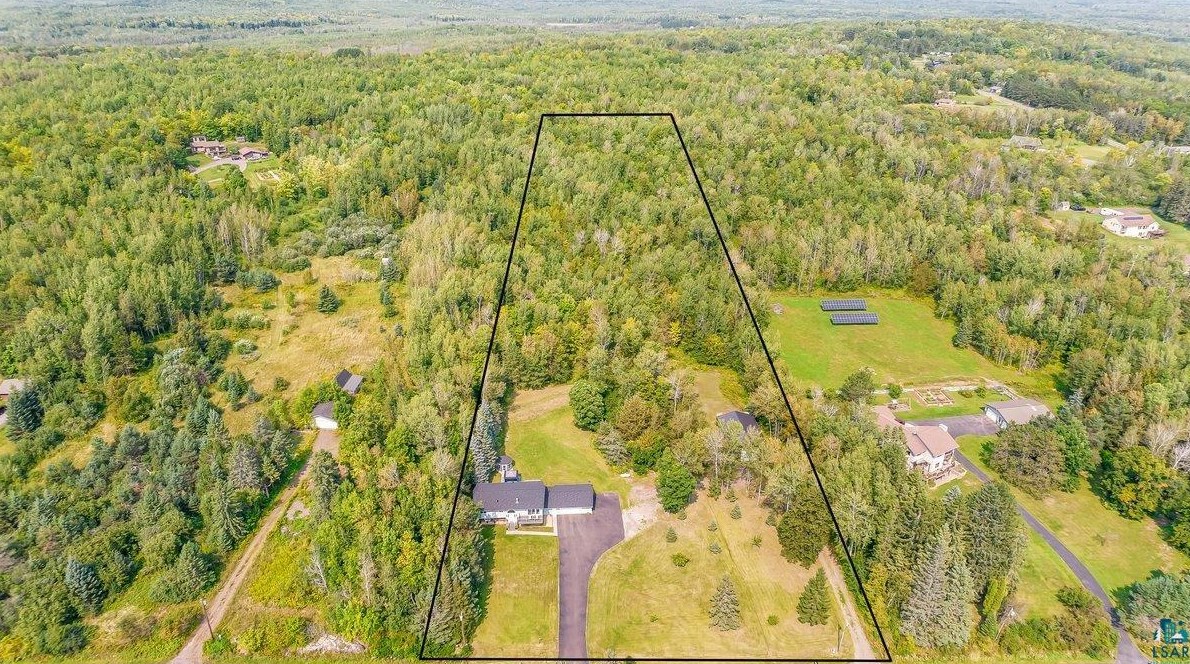 3345 W Tischer Rd, Duluth, MN 55803