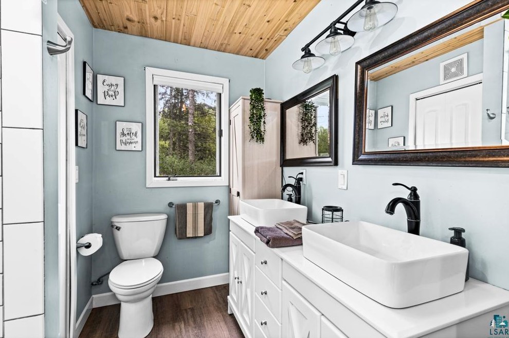 4376 Midway Rd, Duluth MN 55811-1313 exterior