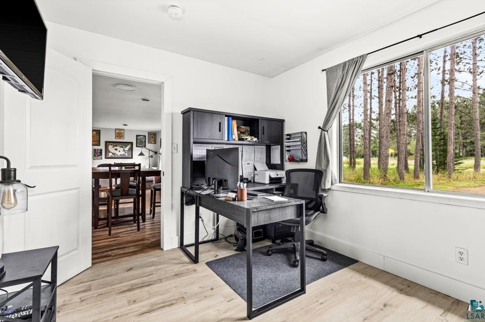 4376 Midway Rd, Duluth MN 55811-1313 exterior