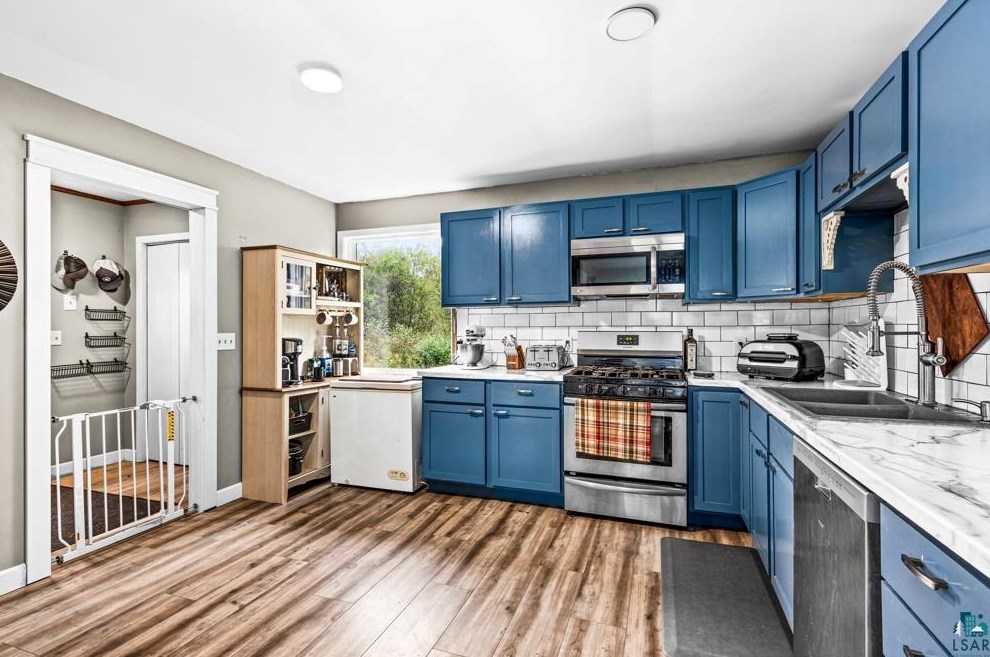 4376 Midway Rd, Duluth MN 55811-1313 exterior