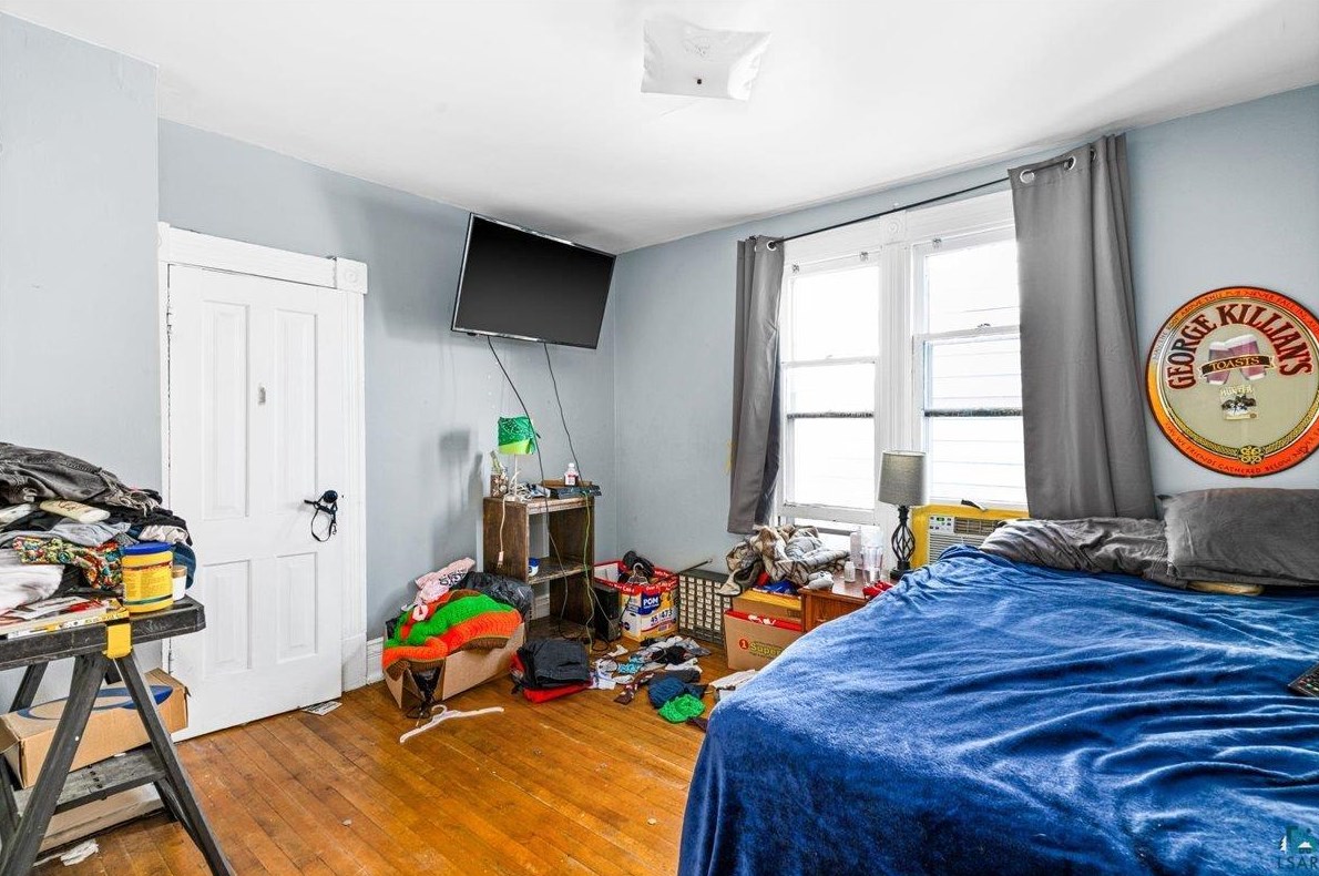 905 4 St, Duluth MN 55805-1730 exterior