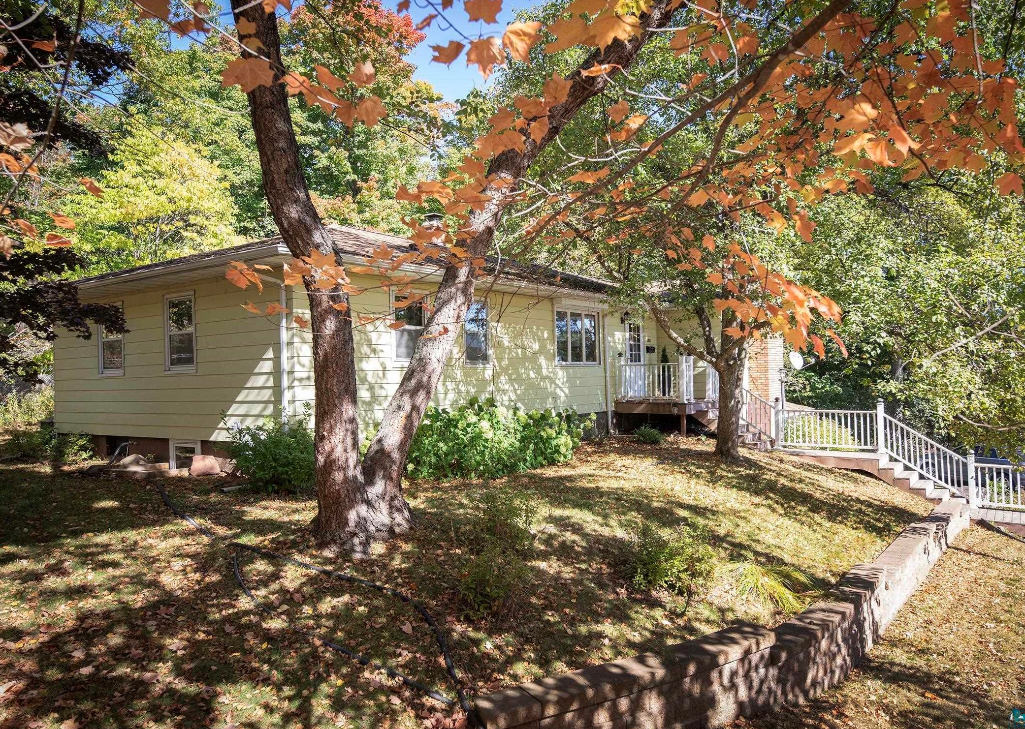 301 E Buffalo St, Duluth, MN 55811