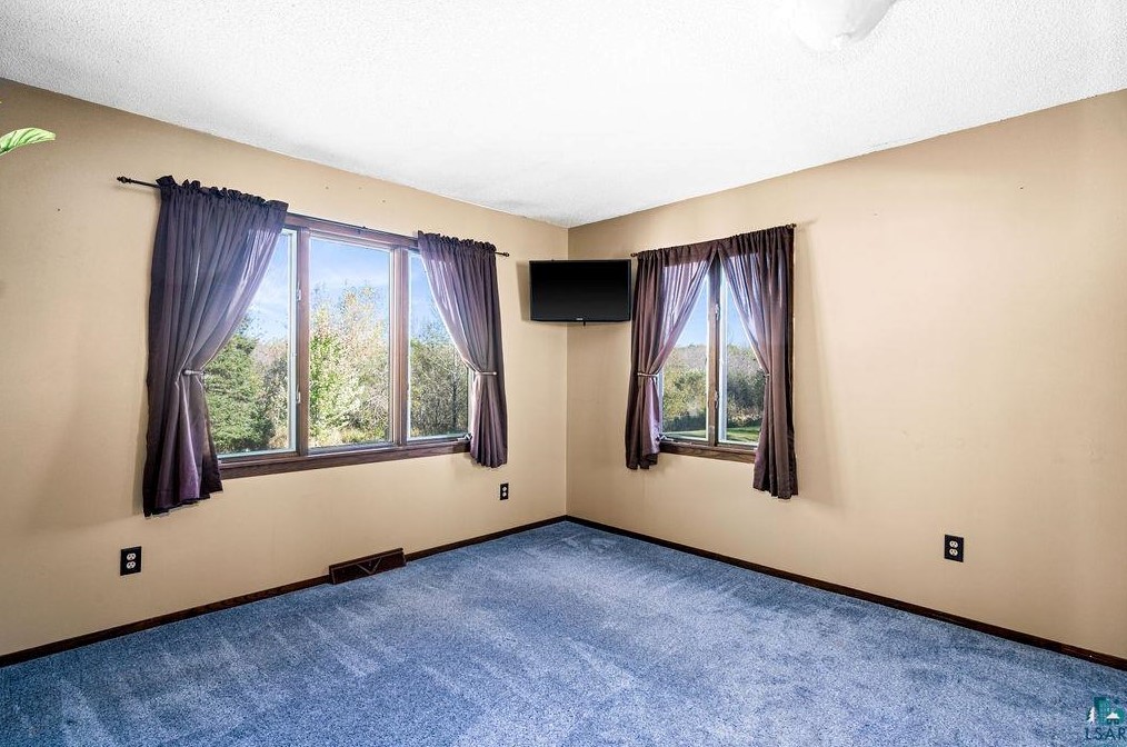 4430 Solway Rd, Duluth MN 55810-9771 exterior