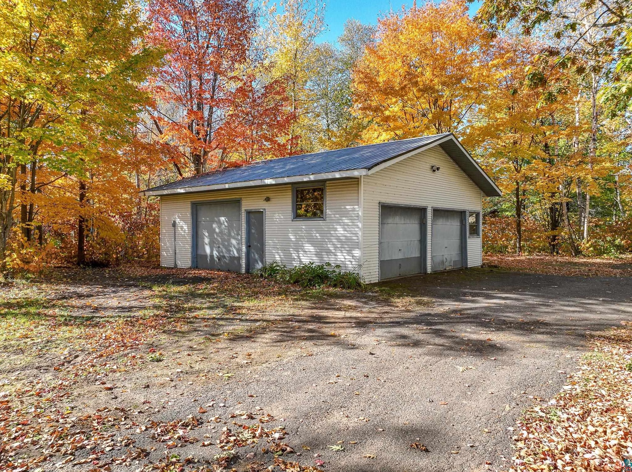 1518 Eagle Ave, Scanlon, MN 55720