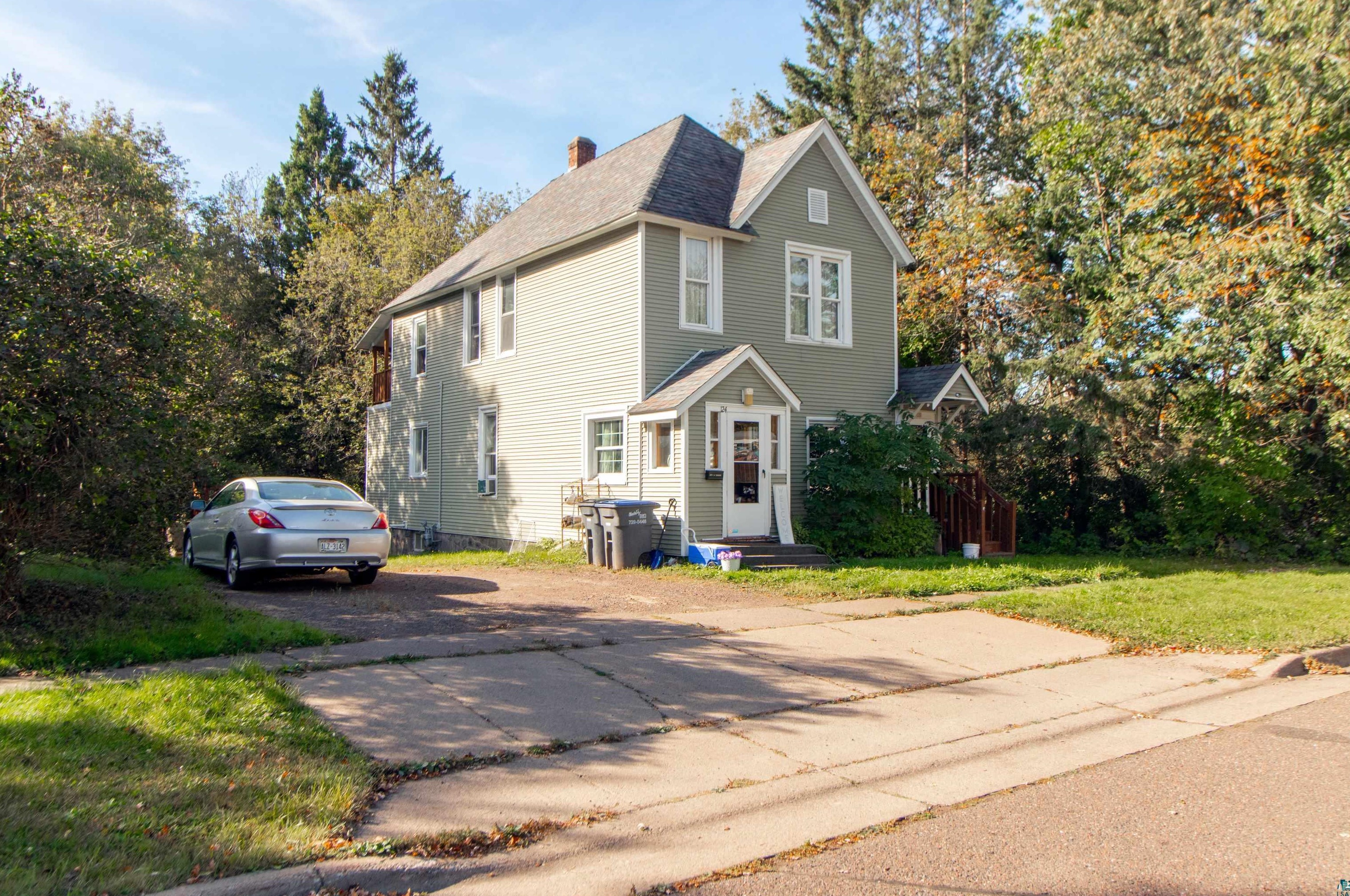 124 W Orange St, Duluth, MN 55811