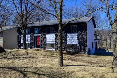 1739 Dodge Ave, Duluth, MN 55811 - Photo 1