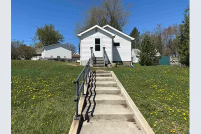 408 Midway Ave, Proctor, MN 55810 - Photo 1