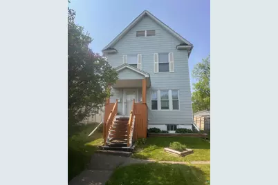 2213 W 10th St, Duluth, MN 55806 - Photo 1