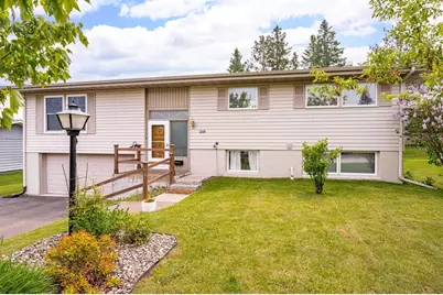 2118 Adirondack St, Duluth, MN 55811 - Photo 1
