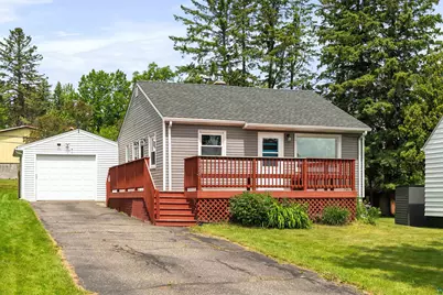 1925 Gearhart St, Duluth, MN 55811 - Photo 1