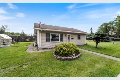 5728 Hughitt Ave, Superior, WI 54880 - Photo 1