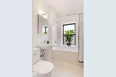 421 Manhattan Avenue #16, New York City, NY 10026 - Photo 6