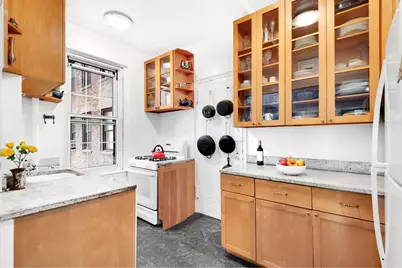 300 Riverside Drive #8F, New York City, NY 10025 - Photo 2