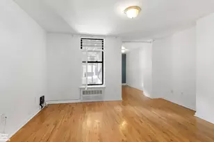 22 W 121st St, New York City, NY 10027 - Photo 4